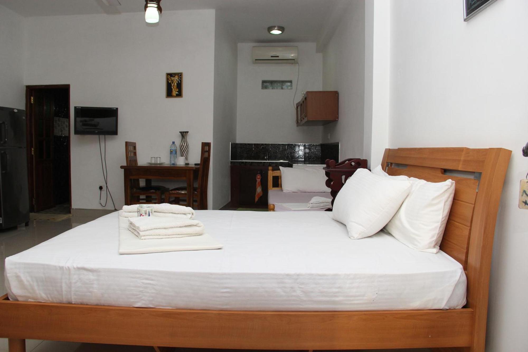 Shanith Guesthouse Νεγκόμπο Δωμάτιο φωτογραφία